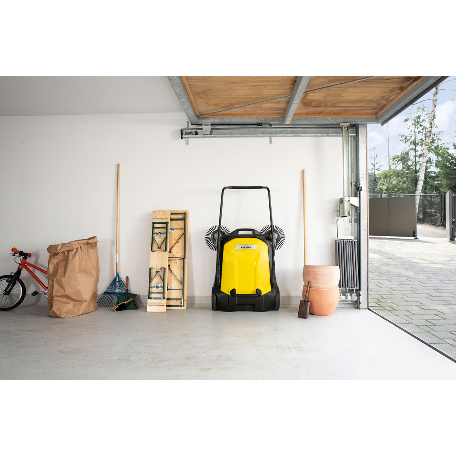 Push Sweeper Kärcher S 6 TWIN