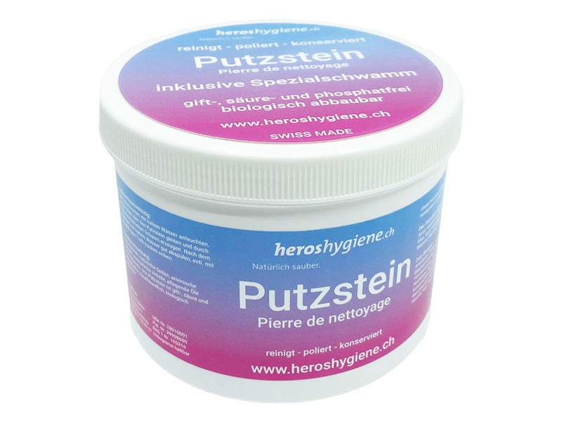Putzstein mit Schwamm