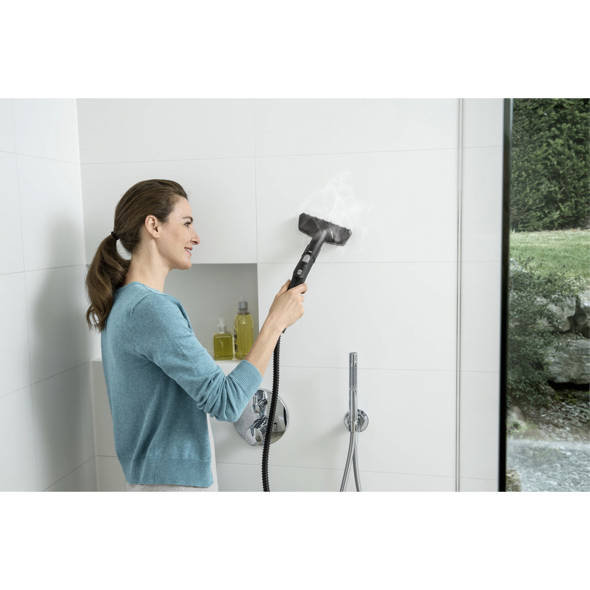 Handgehaltenes Dampfgerät, Dampfreiniger, Wandfliesen, Duschbereich, Badezimmerzubehör