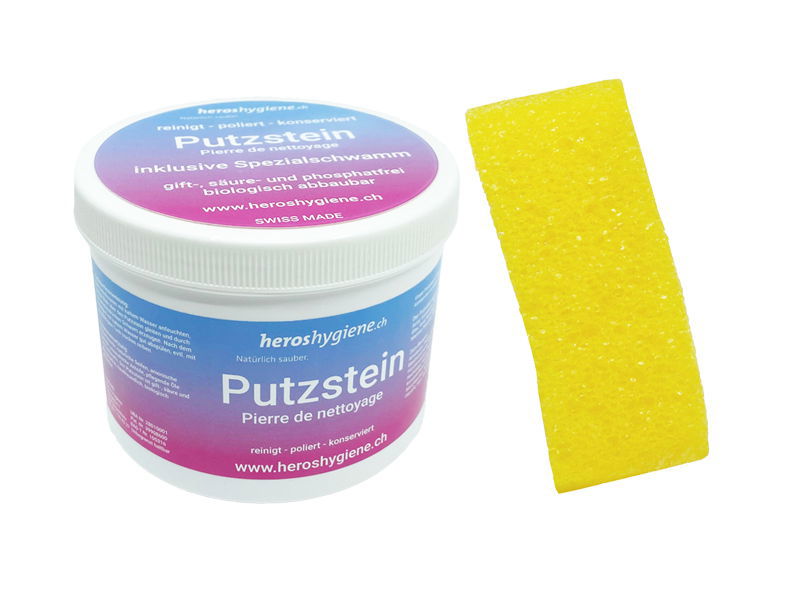 Putzstein mit Schwamm