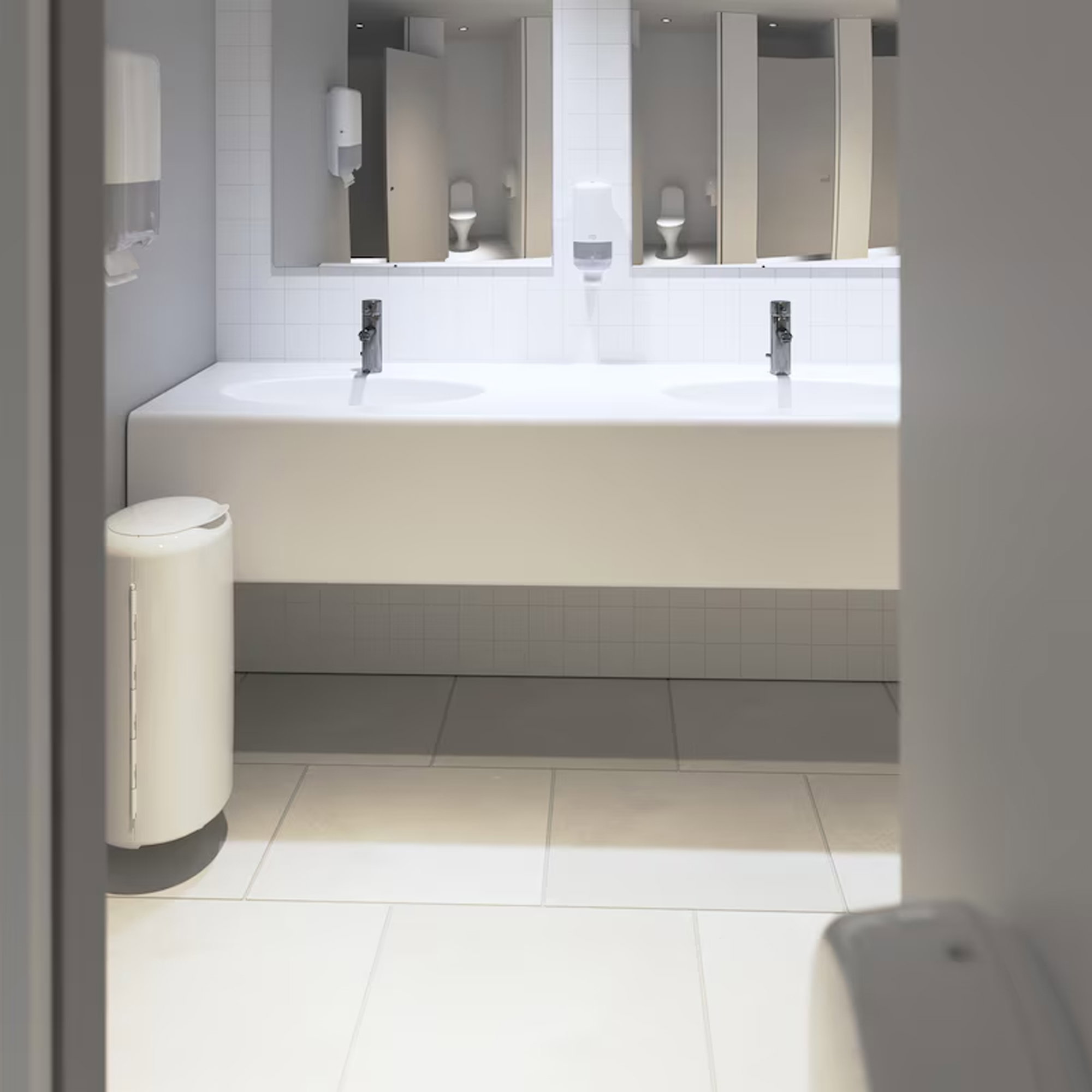 Handwaschbecken, Doppelwaschbecken, Spiegelkabine, Hygiene, Sanitär