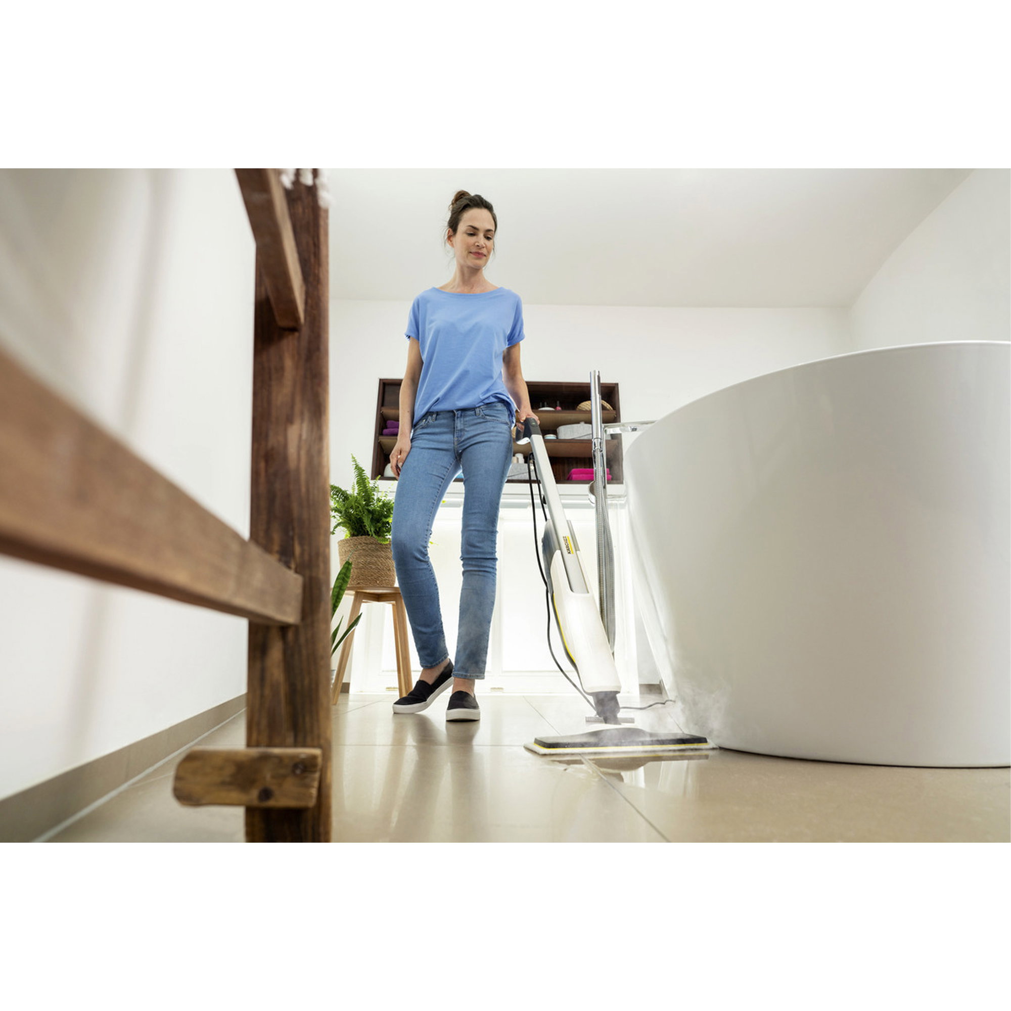 Wohnung Reinigung, Bodenpflege, Mopp, Besen, Lounge-Shooting