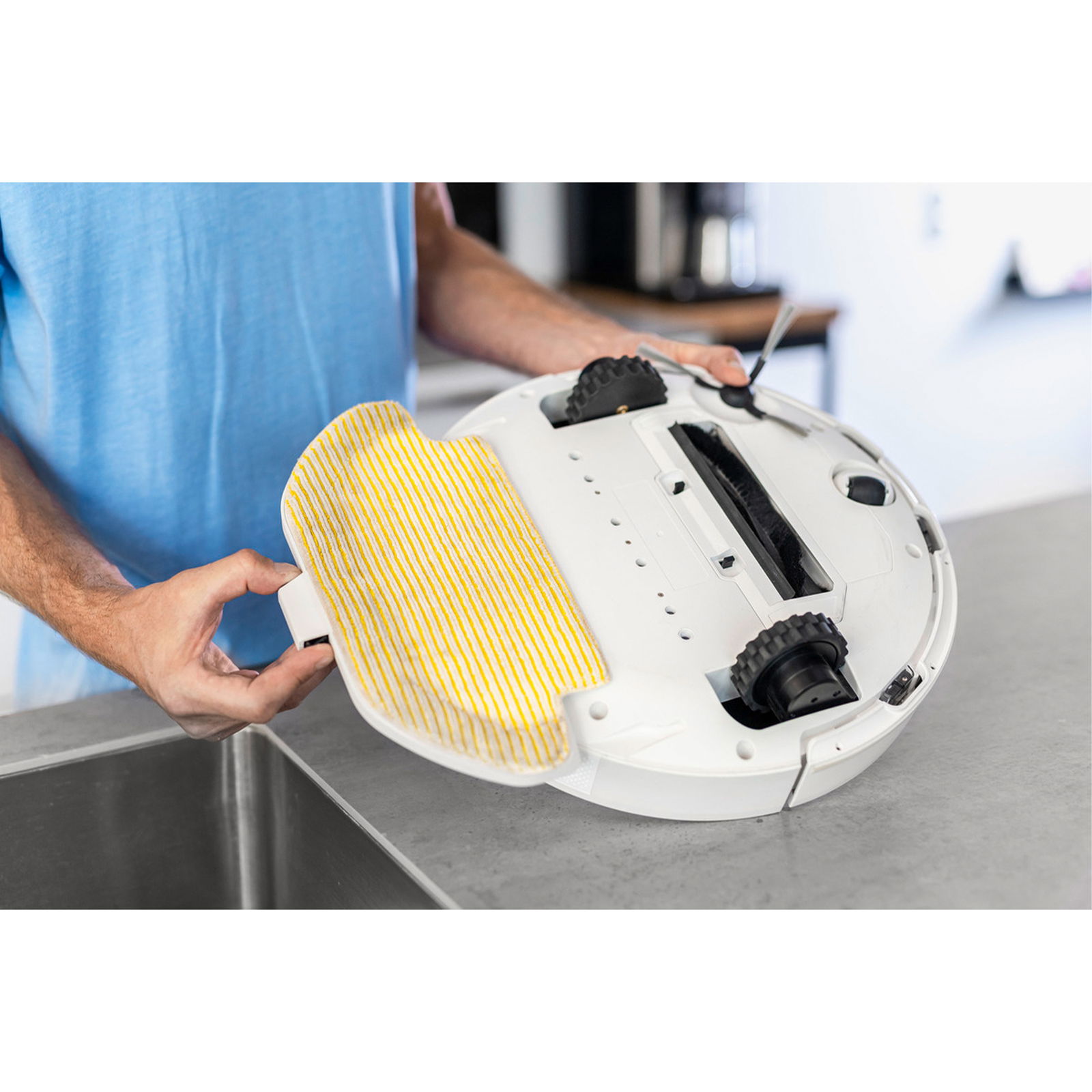 Robot aspirateur avec fonction lavage Kärcher RCV 3