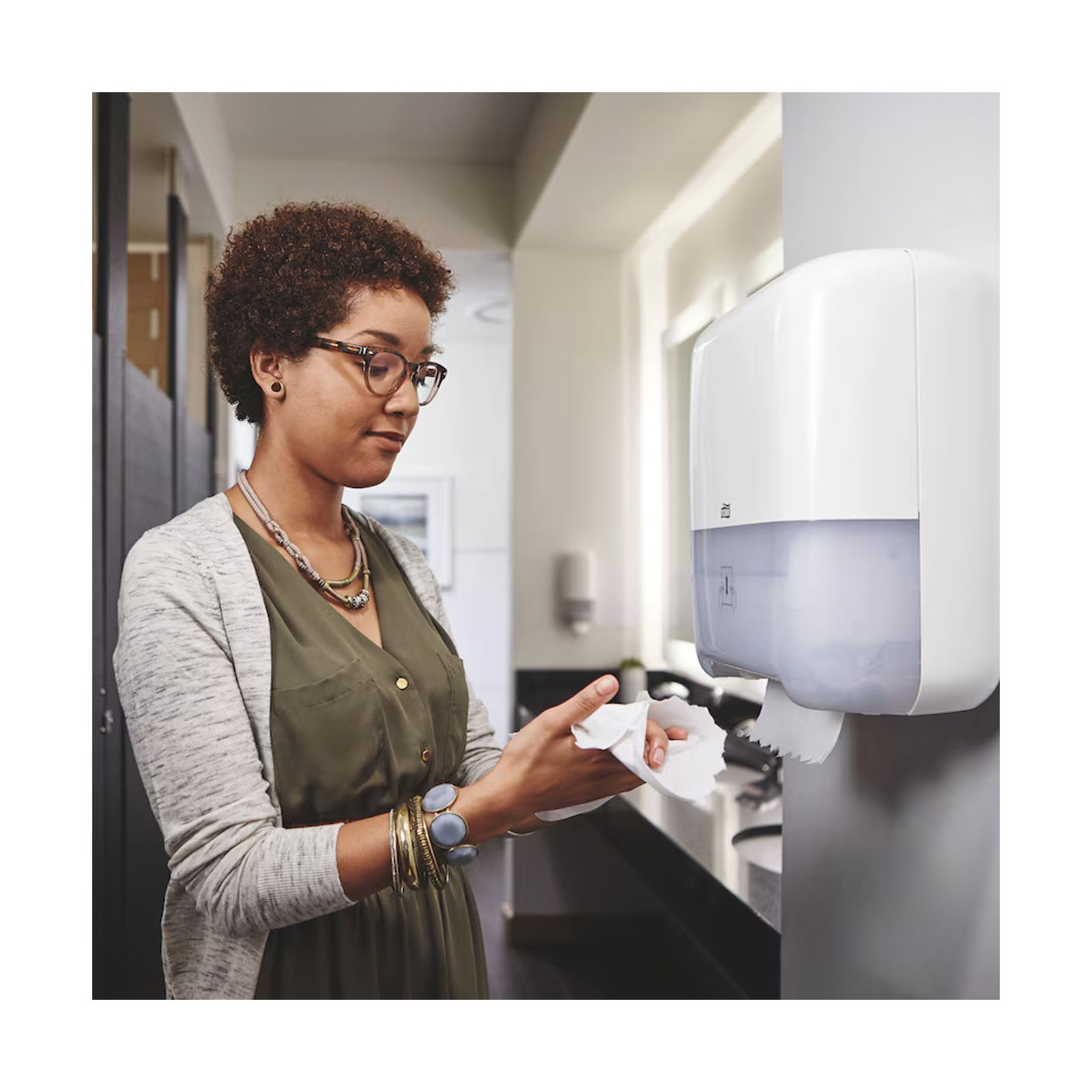 Essuie-mains en rouleau TORK 290059 H1 Matic extra long