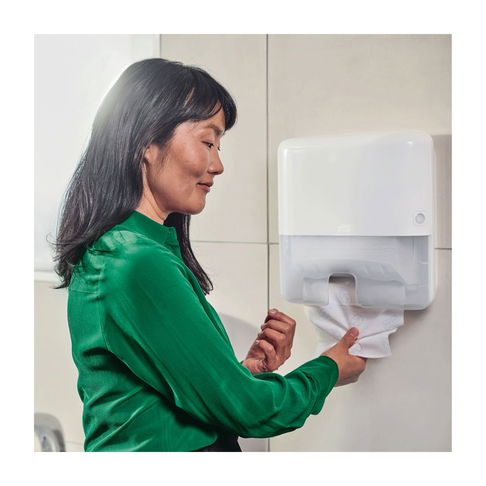 TORK 100888 H2 Xpress compressed soft multifold hand towels