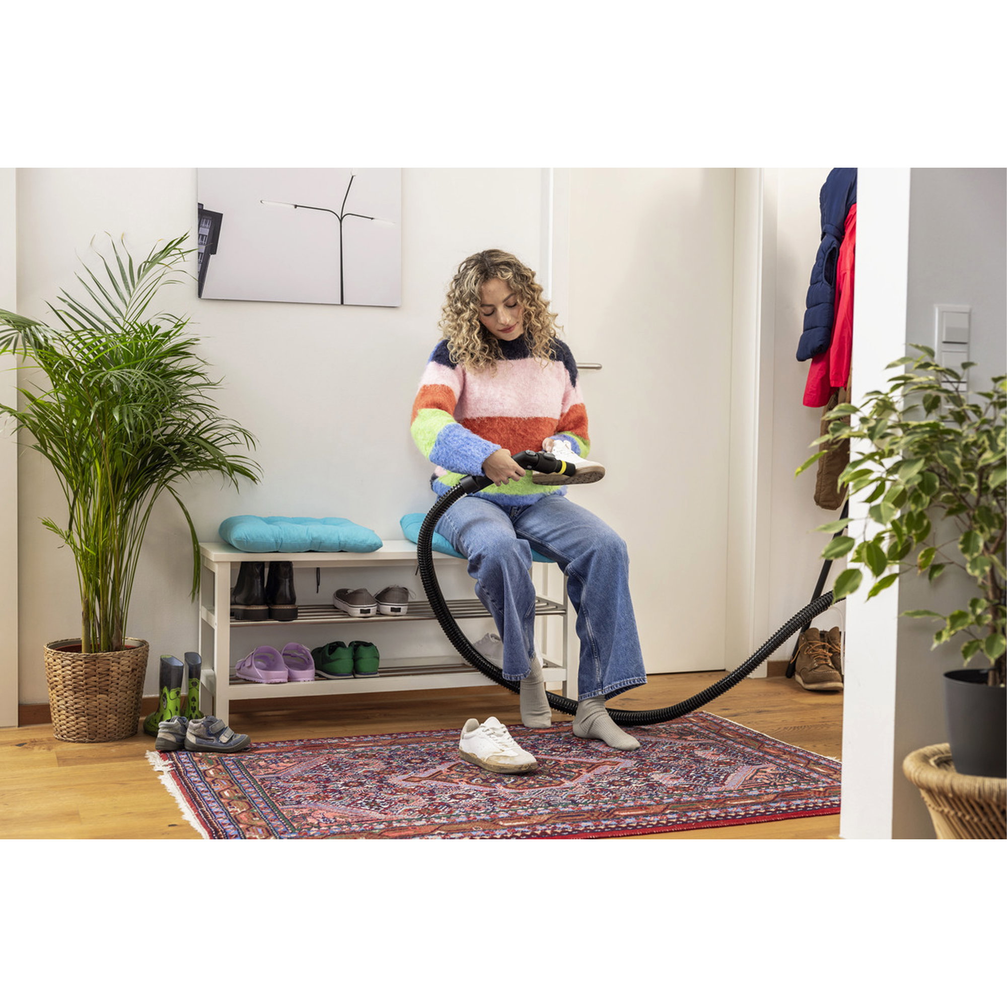 Hose, Jeans, Pullover, Mütze, Wohnzimmer