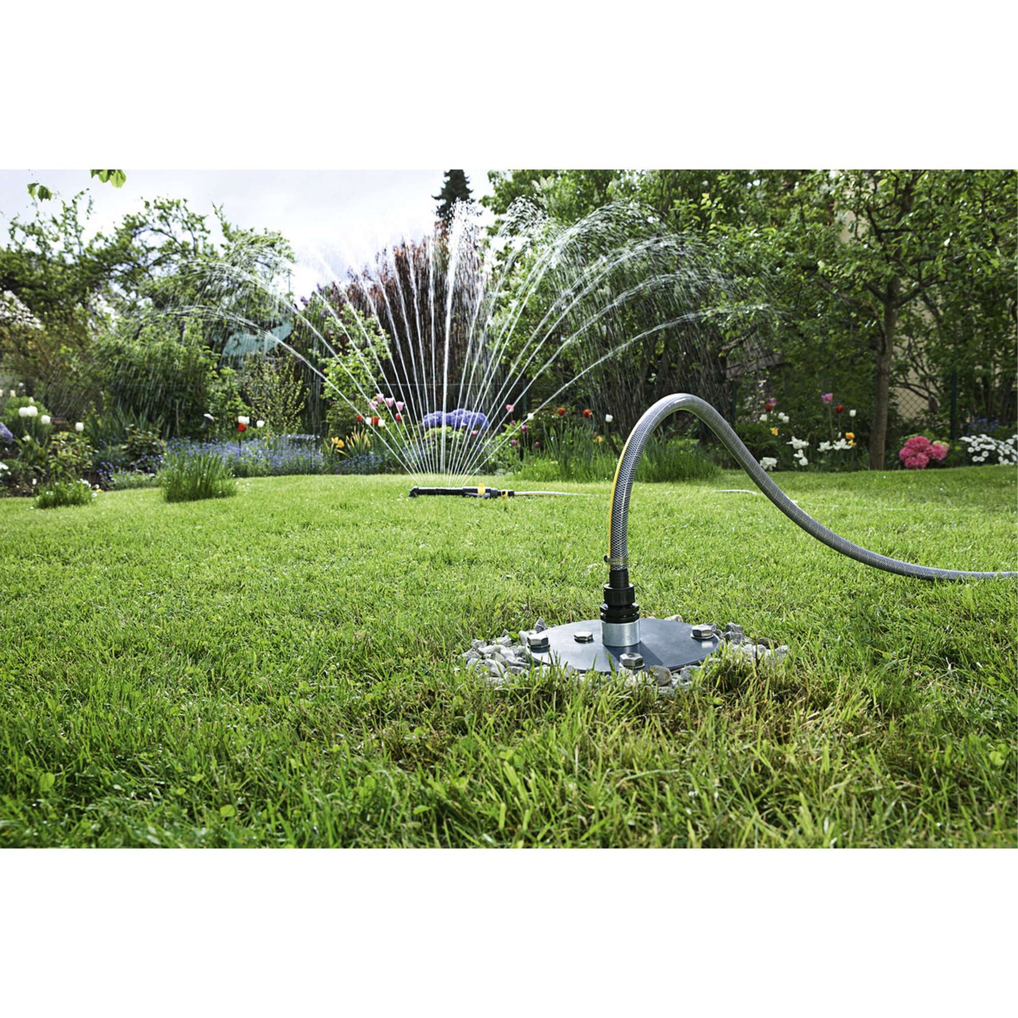 Sprinkler, Gartenbewässerung, Bodenplatte, Garten, Schlauch