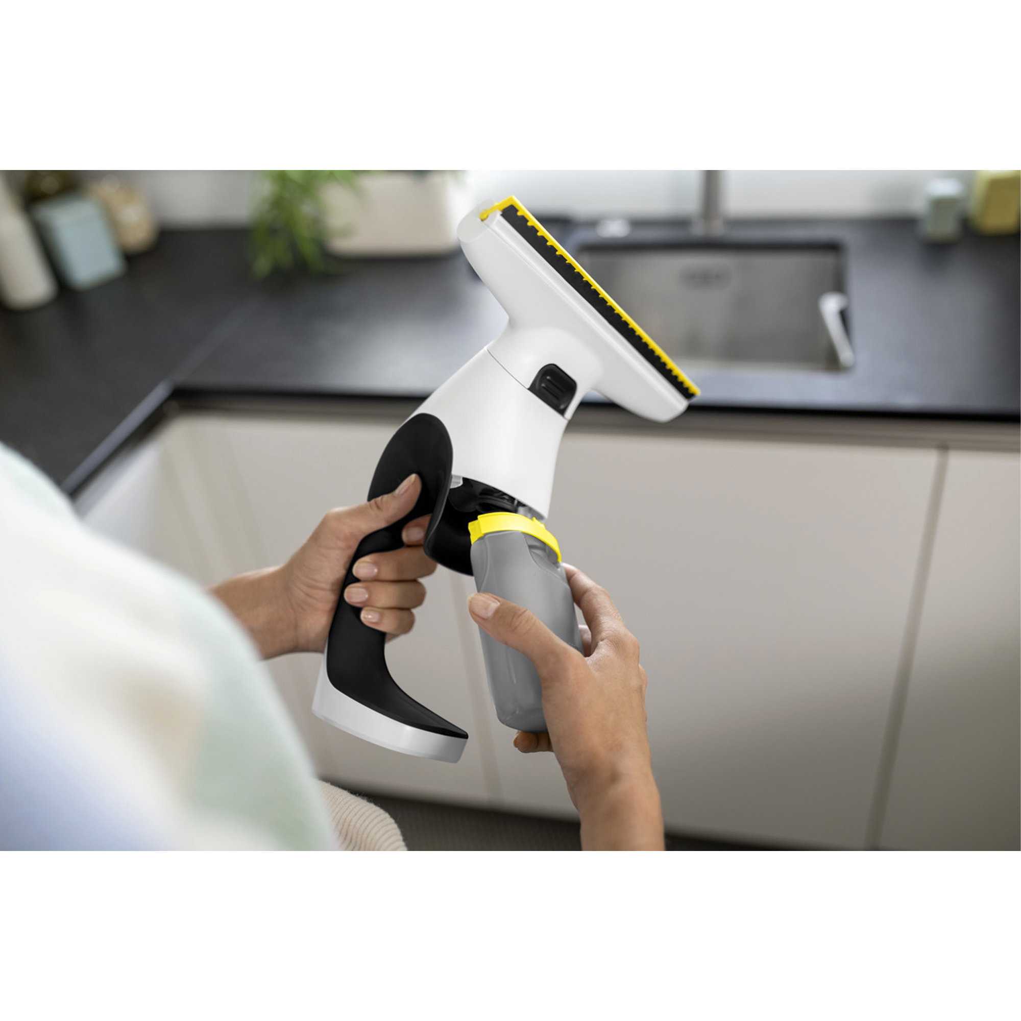Fensterreiniger, Handheld-Steamer, Sprühflasche, Gelbe-Akzente, ergonomischer-Griff