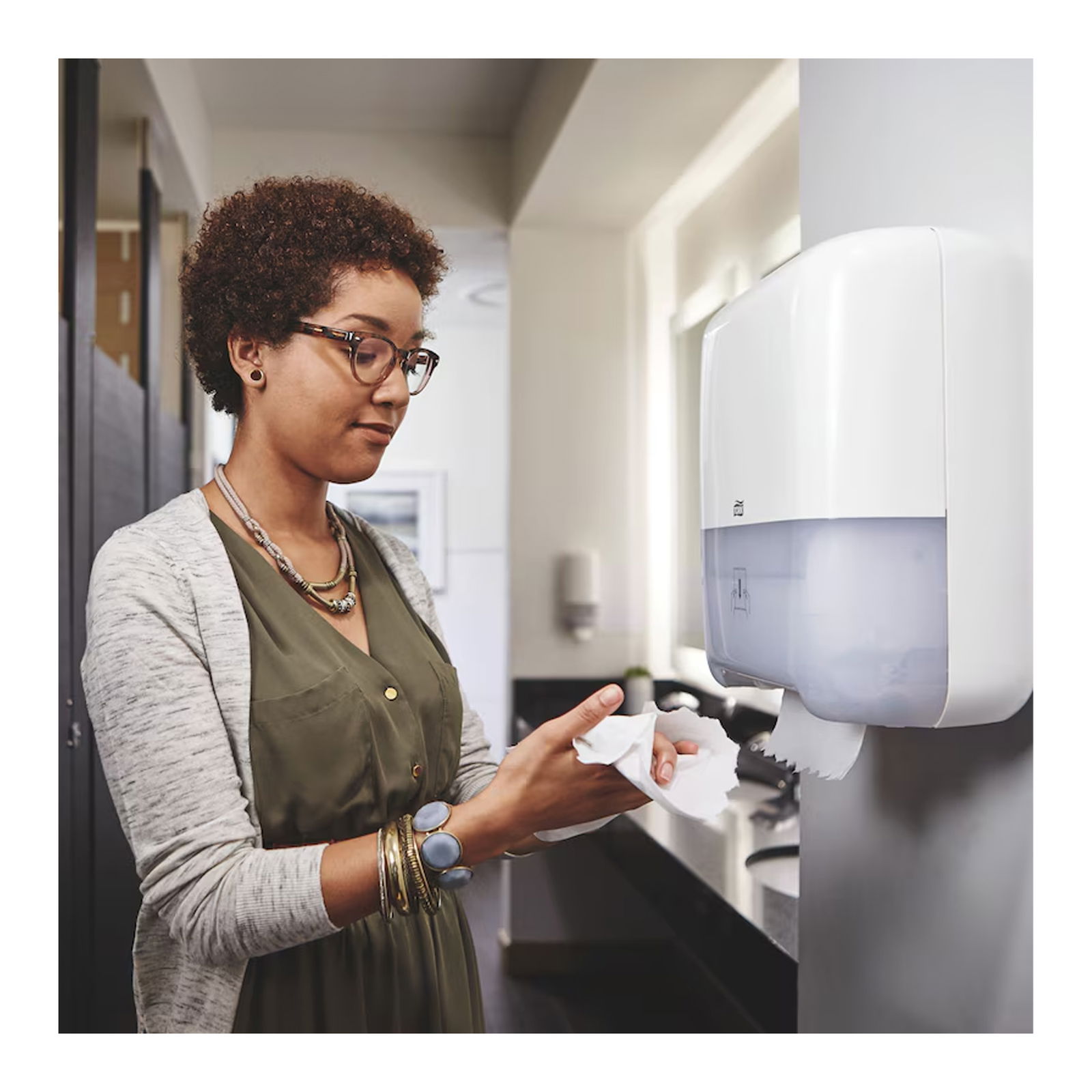 Essuie-mains en rouleau TORK 290067 H1 Matic doux Advanced