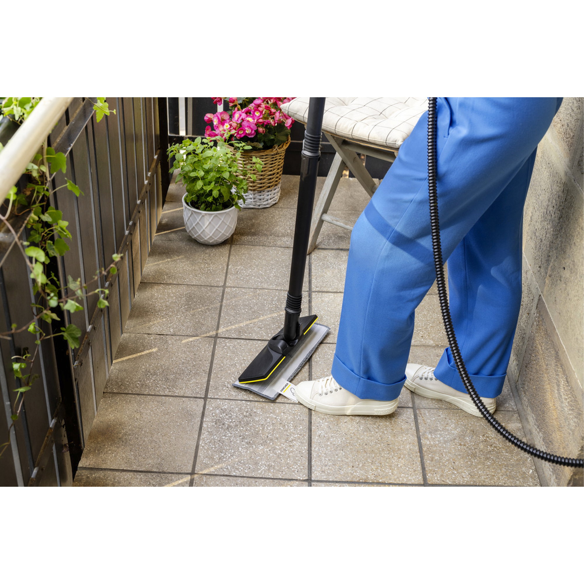 Bodenreinigung, Mopp, Glatter Boden, Gartenfläche, Bodenpflege